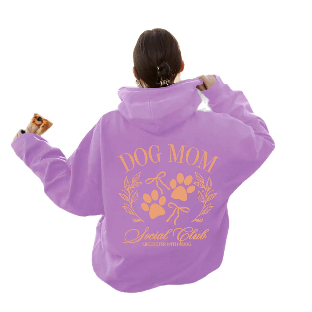"Dog Mom" Printed Hoodie — Relaxed Fit Pullover for Dog Lovers