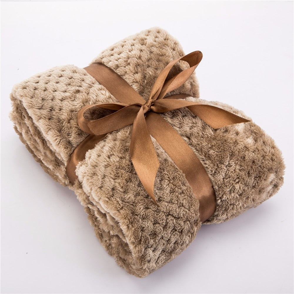 CozyNap Soft Fleece Blanket for Senior Dogs — Warm Comfort Throw for Beds, Sofas & Crates